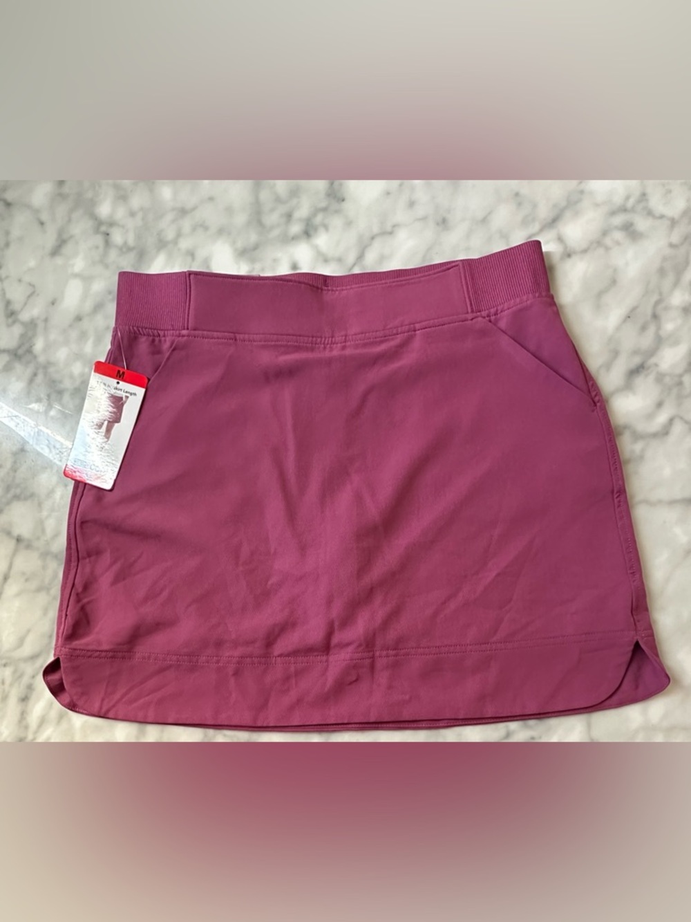 32° COOL Active Skort in Deep Magenta